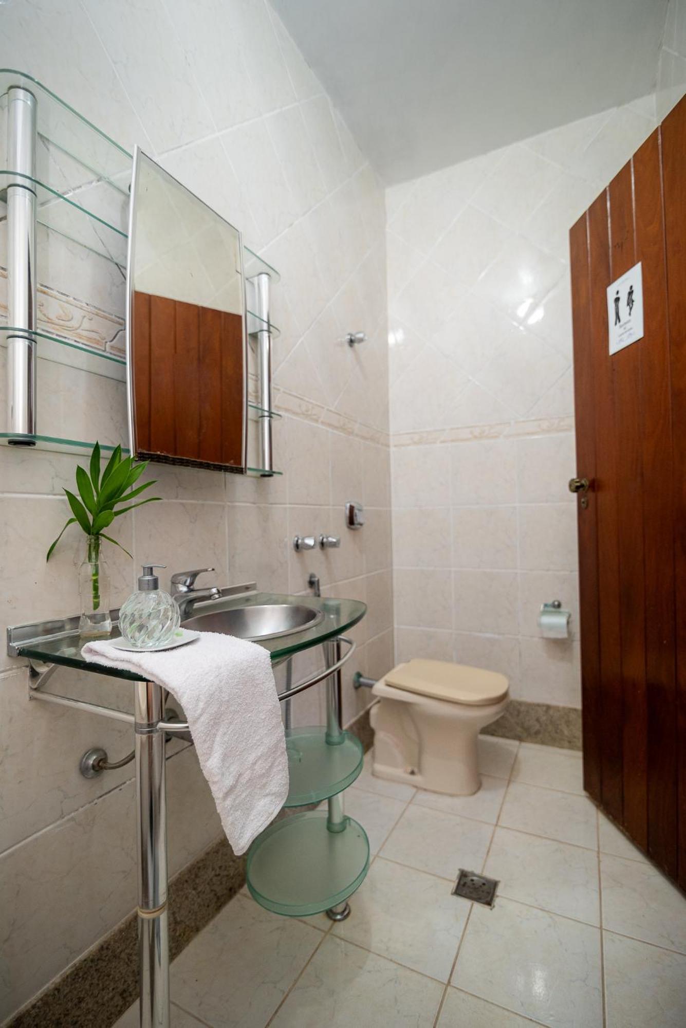 Hostel Lares Brumadinho Eksteriør bilde